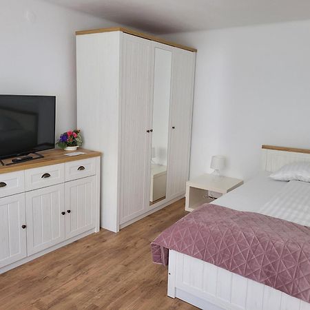Two-Bedrooms Apt سيبيو المظهر الخارجي الصورة