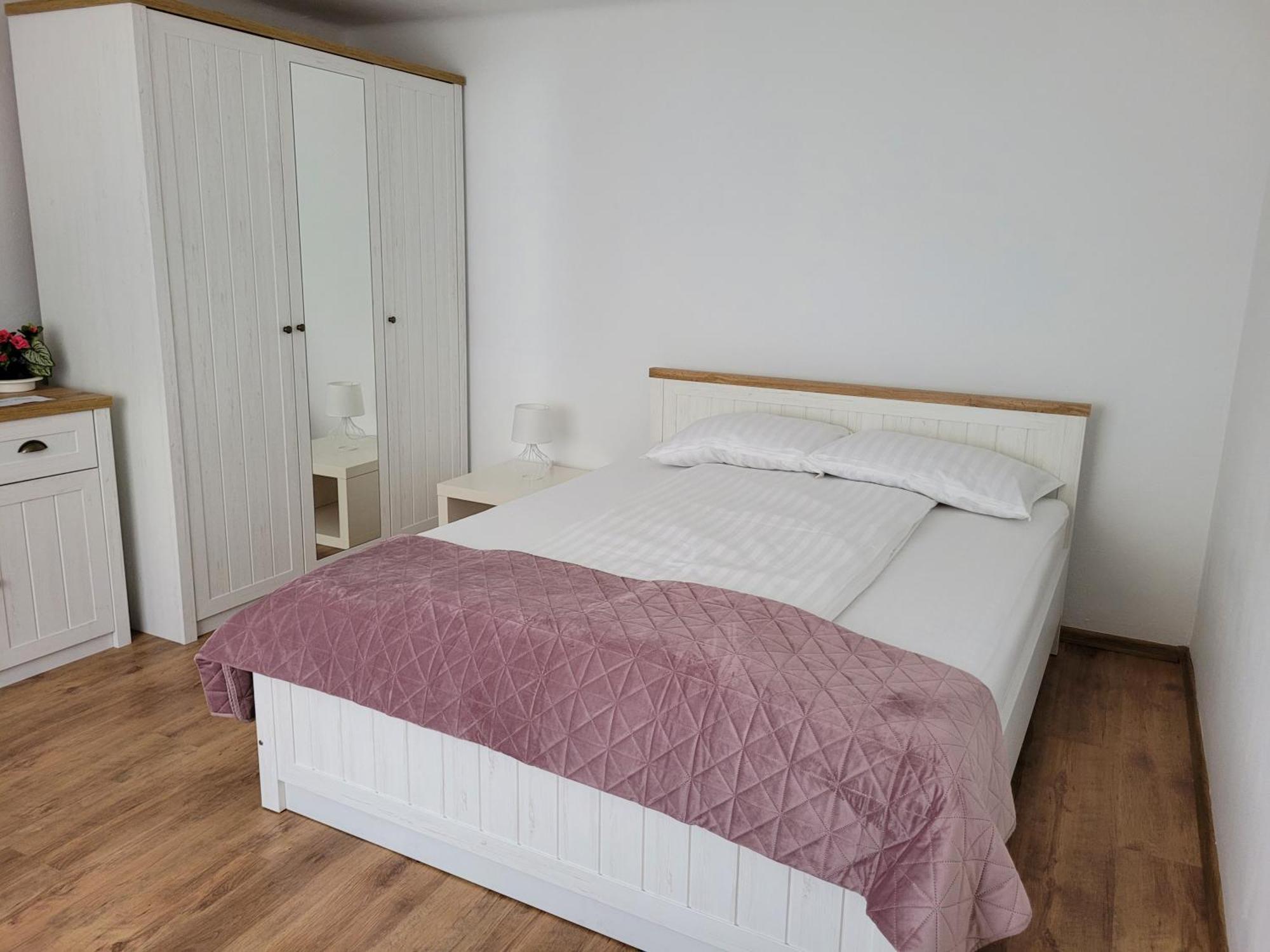 Two-Bedrooms Apt سيبيو المظهر الخارجي الصورة